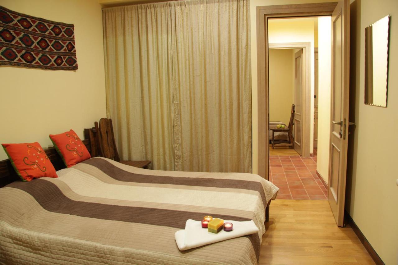 Silk Road Hotel Yerevan Exterior photo